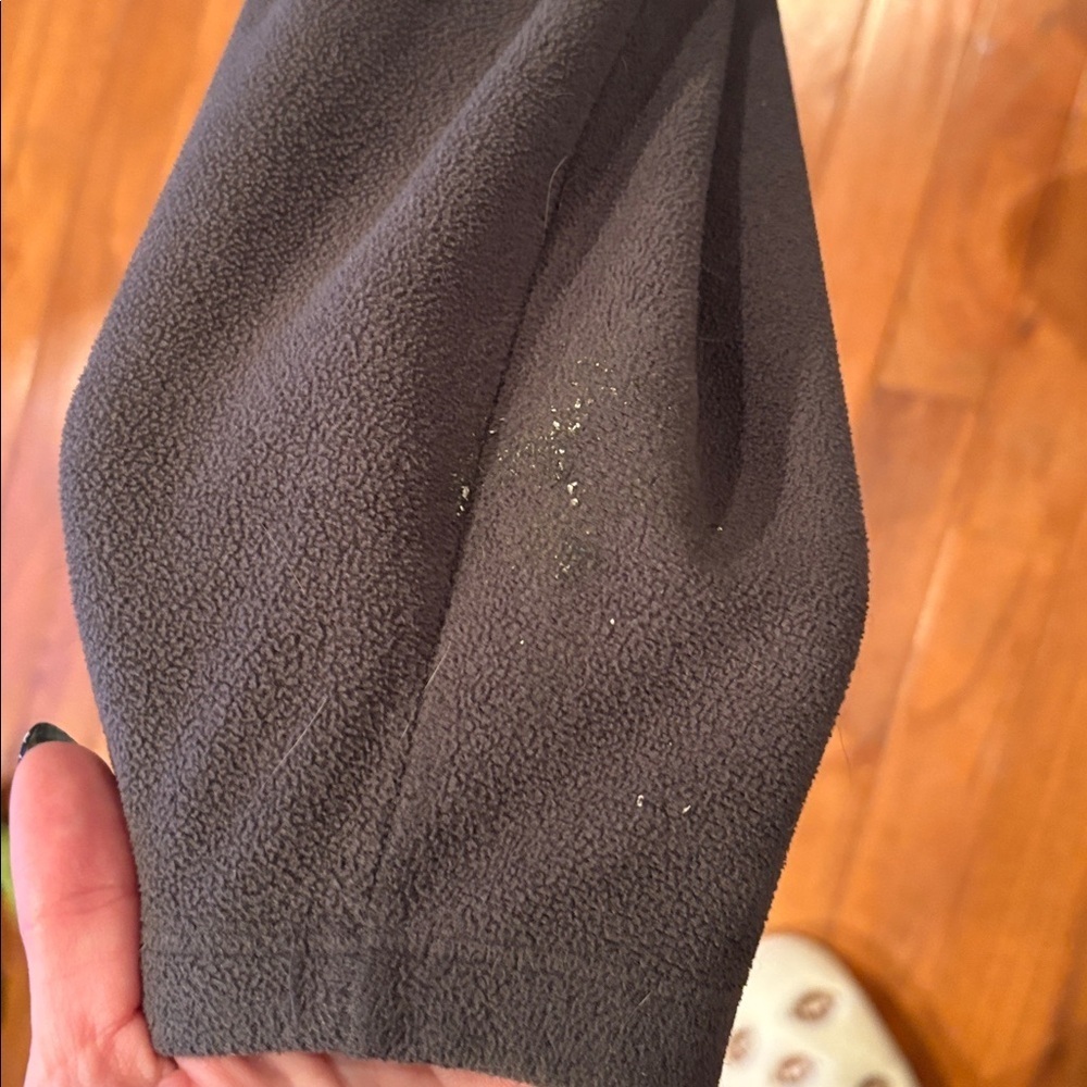 Eddie Bauer fleece zip up size L - Picture 8 of 8